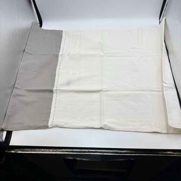 BALLARD DESIGNS LINEN GREY & WHITE CLASSIC (2) STANDARD PILLOW SHAMS 20X26 - Picture 5 of 7